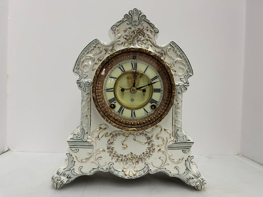 Ansonia Clock Company - ANTIQUE MANTEL CLOCK